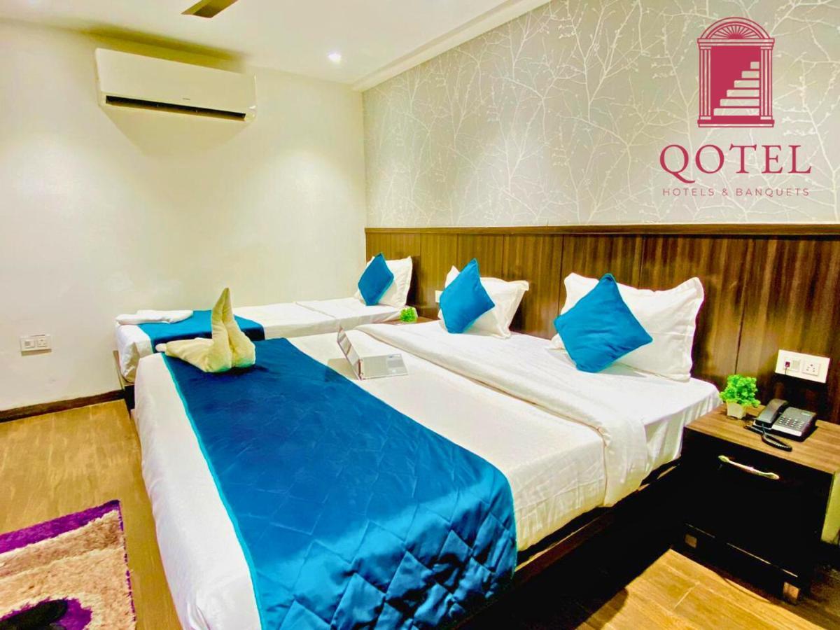 Qotel Hotel Rajouri Garden Above Ritu Marbles, Near Rajouri Garden Metro Station-Couple Friendly Νέο Δελχί Εξωτερικό φωτογραφία